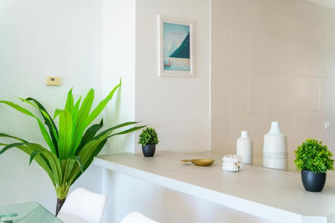 Lovely Apartment With Seaview Torremuelle